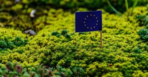 Tempi lunghi per l’applicazione dei criteri europei di ecosostenibilità degli investimenti