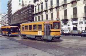 Napoli riscopre il trasporto green e rimette in esercizio i vecchi tram
