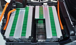 Batterie per le auto elettriche, il riciclo delle materie prime è la chiave per la sostenibilità