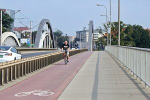 Mobilità urbana, cresce la disponibilità media di piste ciclabili in città