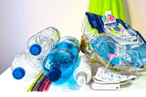 Un nuovo metodo per riciclare diversi tipi plastica, senza separarli tra loro