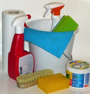 Che impatto hanno su salute e ambiente i detergenti e i detersivi che usate in casa?