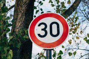 Milano a 30 km/h: le evidenze scientifiche dimostrano perché si deve limitare la velocità