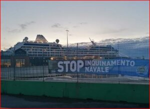 In tutta Italia i cittadini si mobilitano contro le grandi navi da crociera