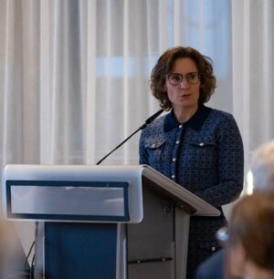 La nuova Commissaria Europea all’ambiente parla di politiche per la moda nella sua prima uscita pubblica