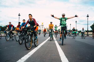 A Parigi gli spostamenti in bicicletta hanno superato quelli in auto