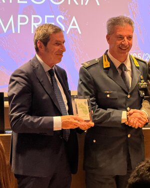 ESO RECYCLING vince il Premio Finanza e Territorio di Azimut Marche, nella categoria imprese