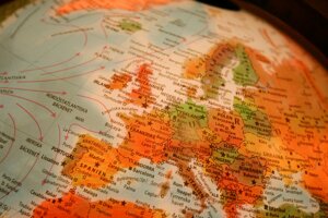 Agenzia europea per l’ambiente: “Accelerare verso economia circolare è una priorità politica per l’Europa”