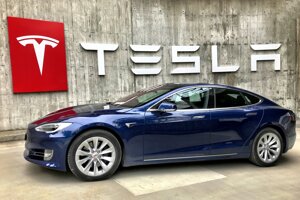 Inferno Tesla: inchiesta shock sugli impatti ambientali della produzione di auto elettriche