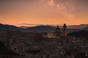 Urbino, la città patrimonio Unesco dove la transizione energetica è una rinascita culturale