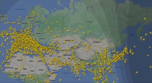 Rotte più lunghe per evitare lo spazio aereo russo a causa della guerra: le emissioni aumentano dell'1%