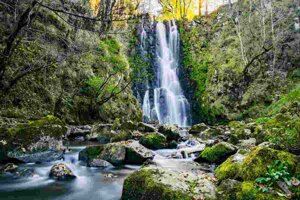 Sono le cascate più alte d’Italia e si trovano in questa Regione incantevole: ce le invidiano tutti