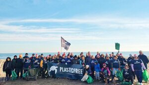 Ambiente, oltre 53mila volontari in azione: con Plastic Free rimosse 575 tonnellate di rifiuti nel 2025
