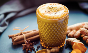 Latte d’oro: il golden milk antinfiammatorio e i suoi benefici