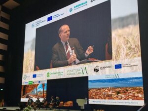 Agricoltura e sfida climatica, Giansanti all'European Carbon Farming Summit: 