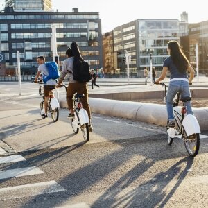 Mobilità urbana sostenibile: in Gazzetta Ufficiale il programma da 500 milioni con apertura a sharing e servizi on demand