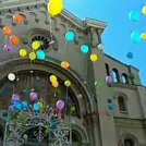 Bari, palloncini biodegradabili in volo per San Giuseppe: