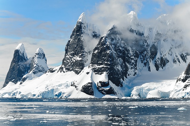 Antartide, scioglimento dei ghiacci accelerato da 300 anni