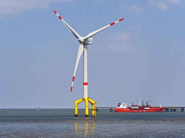 Largo alla potenza del vento: pronta la più grande turbina eolica galleggiante - di Giacomo Ampollini