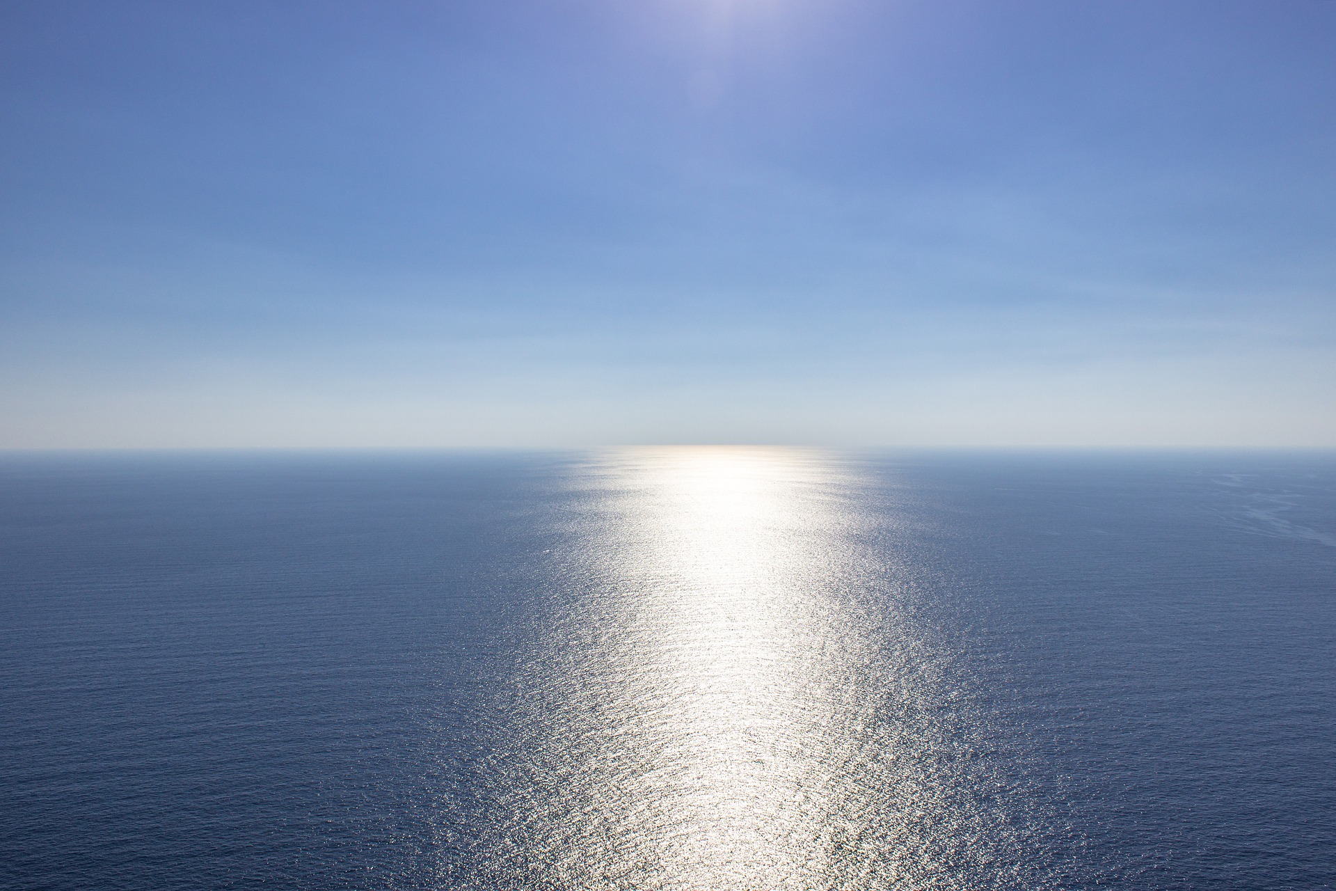 Mediterraneo: cambiamenti climatici e degrado ambientale hanno un forte impatto su migrazioni ed economie