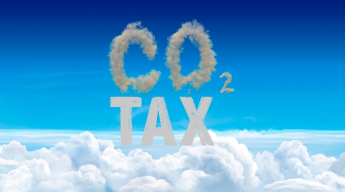 Carbon tax, con 11 cent in più per litro di benzina avremmo a disposizione 200 miliardi di euro - di Luca Aterini