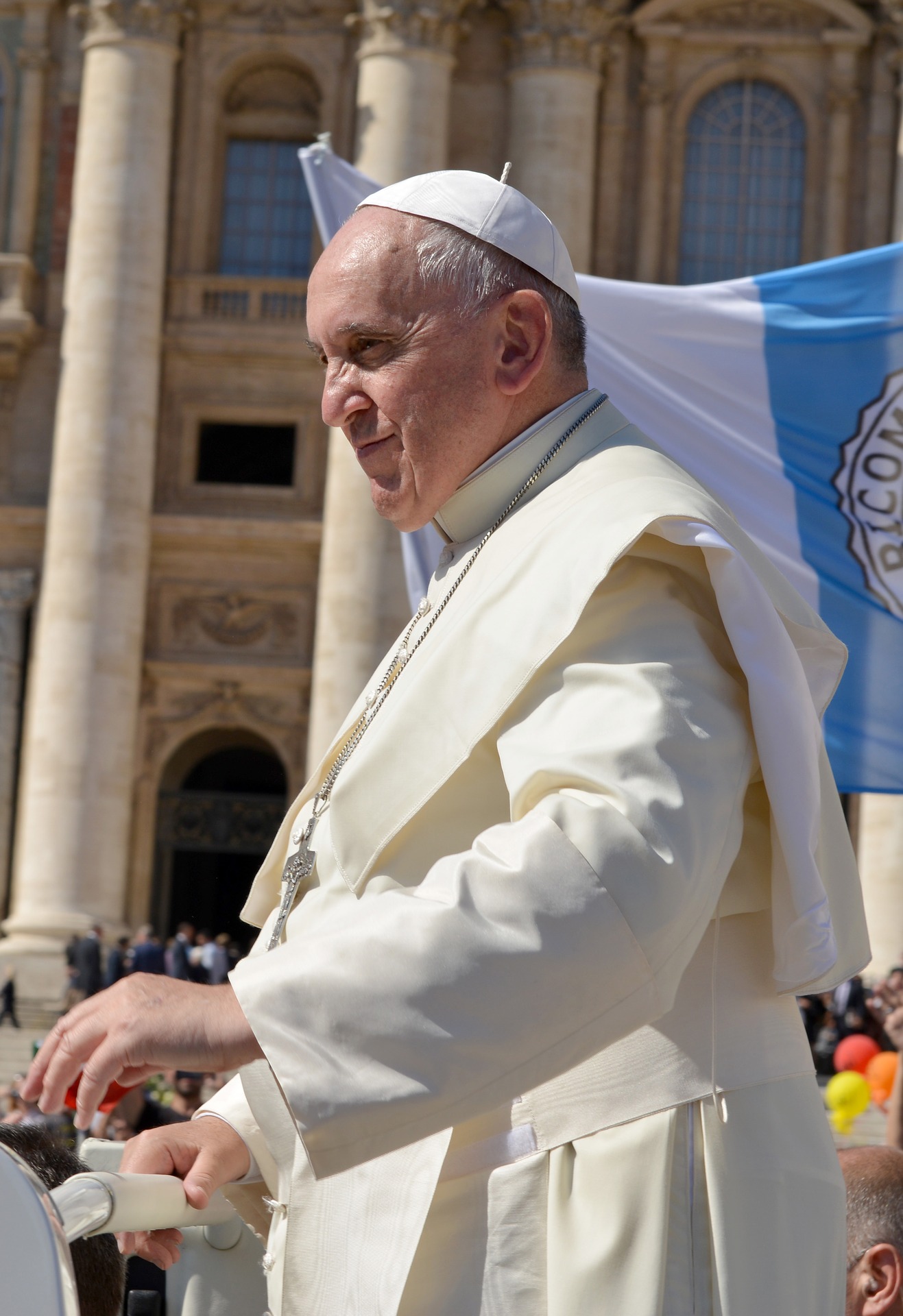 Papa, appello per l'ambiente: rispettare gli accordi sul clima, i Paesi riducano le emissioni